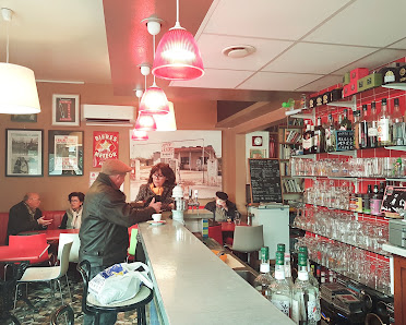 Bar-bibliothèque Liber.Thés 21 Av. du Président Wilson, 41000 Blois, France
