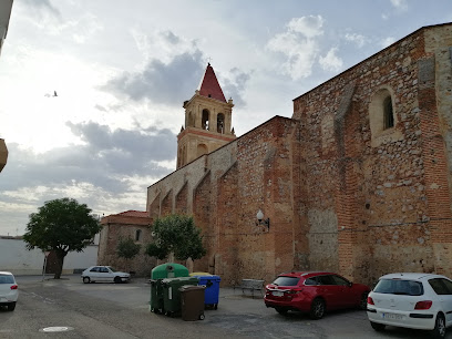 Iglesia de la Santa Cruz en Arroyo de San Serván