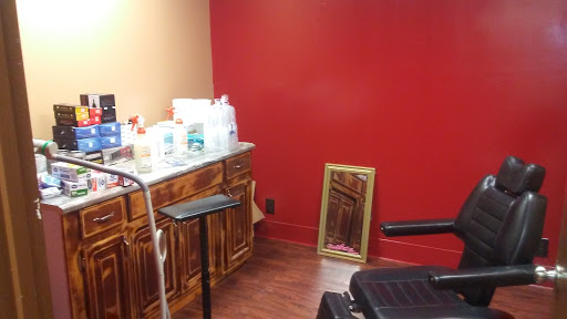 Tattoo Shop «Ink Gallery Tattoo», reviews and photos, 1019 Gallatin Pike S C, Madison, TN 37115, USA