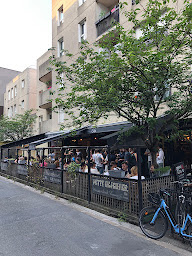 Photo n°15 de La Fontaine à Montreuil ()