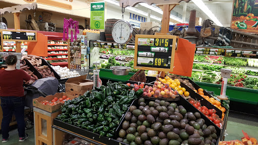 Grocery Store «Northgate Gonzalez Markets», reviews and photos, 710 W Chapman Ave, Placentia, CA 92870, USA