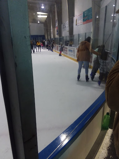 Gym «Genesis Health Clubs - Wichita Ice Center», reviews and photos, 505 W Maple St, Wichita, KS 67213, USA