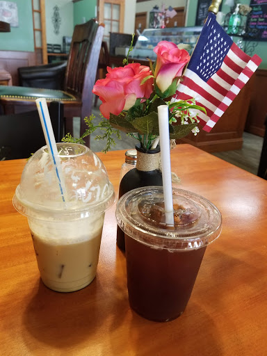 Restaurant «Main Street Daily Grind», reviews and photos, 215 E Main St, Front Royal, VA 22630, USA