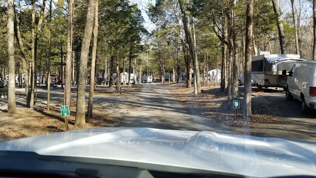 Cedar Forest Market 100% gas available