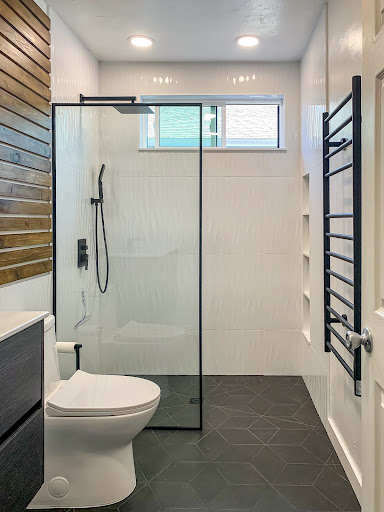 Fregeau Remodeling & Tile image