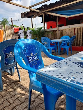 Anaconda Gardens & Bar