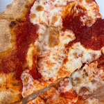 Photo n°1 de l'avis de Kiarash. fait le 27/07/2023 à 14:26 sur le  Al Ghezz à Mandello del Lario