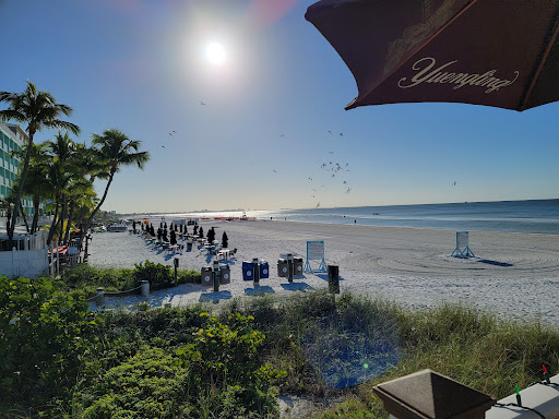 Seafood Restaurant «Gulfshore Grill and The Cottage Beach Bar», reviews and photos, 1250 Estero Blvd, Fort Myers Beach, FL 33931, USA
