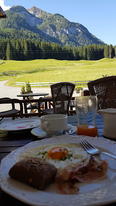 Plats et boissons hôtels Alpenhof Wolayersee 9652 Birnbaum