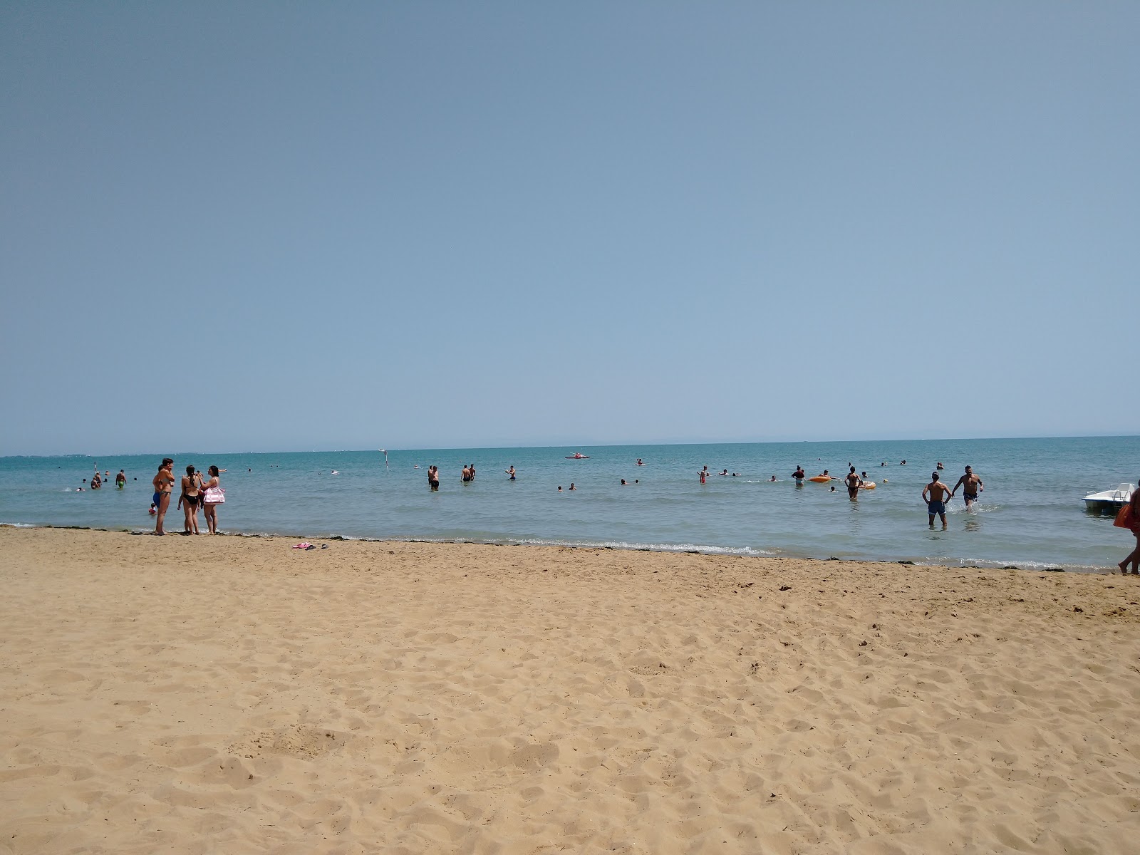 Fotografija Spiaggia Lignano priporočljivo za družine popotnike z otroki