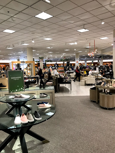 Department Store «Nordstrom», reviews and photos, 2901 S Capital of Texas Hwy, Austin, TX 78746, USA