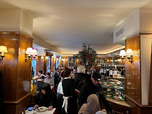 Photo n°42 de Le Relais de l'Entrecôte à Paris ()