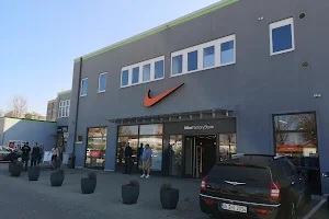 Nike Factory Store Jettingen Scheppach image