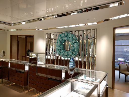 Jewelry Store «Tiffany & Co.», reviews and photos, 730 N Michigan Ave, Chicago, IL 60611, USA