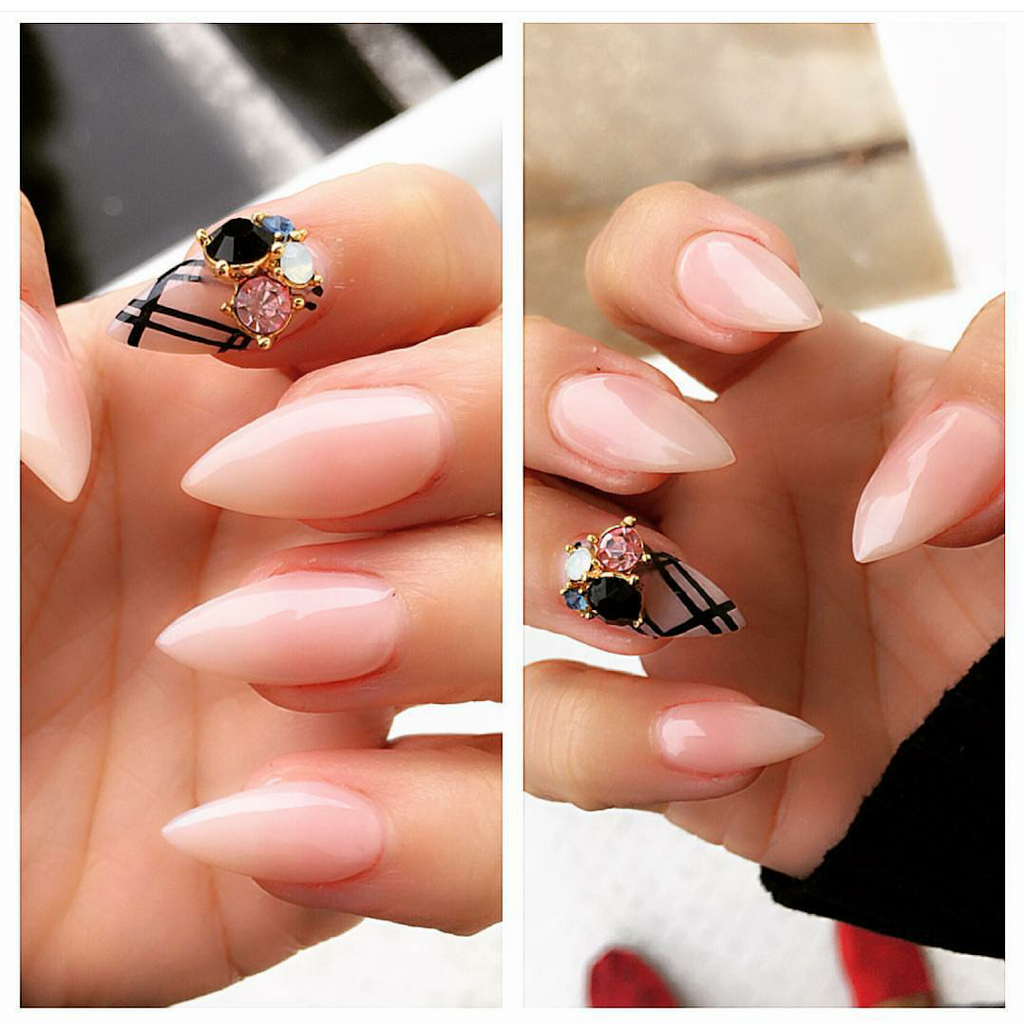 Grace Nails 20905