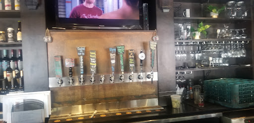 Wine Bar «Eola Wine Co», reviews and photos, 430 E Central Blvd, Orlando, FL 32801, USA