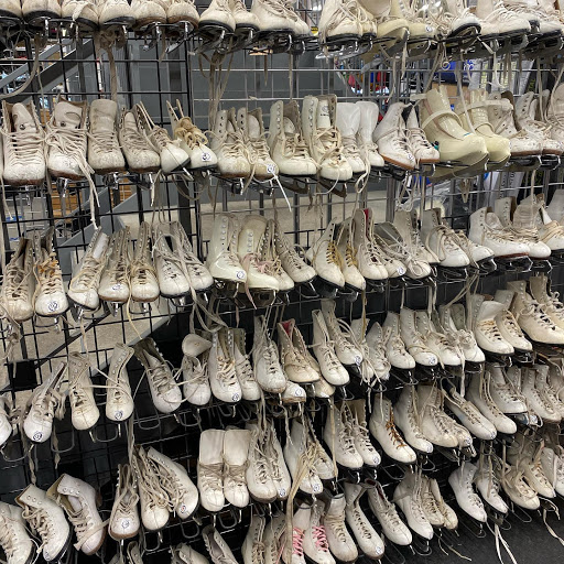 Sporting Goods Store «Play It Again Sports», reviews and photos, 2575 Fairview Ave N, Roseville, MN 55113, USA