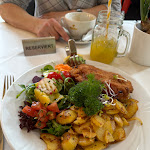 Photo n°2 de l'avis de Sabrina.. fait le 09/04/2023 à 15:41 sur le  Restaurant August Horch à Zwickau