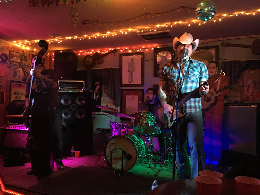 Lounge «Troubadour Restaurant & Lounge», reviews and photos, 25 Troubadour Ln, Berkeley Springs, WV 25411, USA