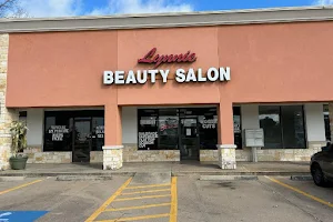 Lynnie Beauty Salon image