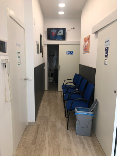 CLINICA DENTAL IRRIBARRE en Vitoria-Gasteiz, Álava