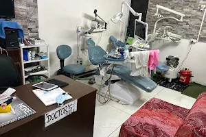 MMD Dental image