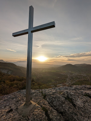 Rocher de la Garde à Saint-Étienne-de-Crossey