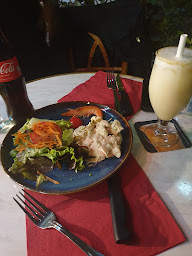 Photo n°8 de La Verrière Danton à Le Kremlin-Bicêtre ()