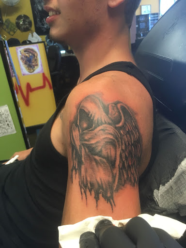 Tattoo Shop «Adrenaline Tattoo Studio», reviews and photos, 30512 23 Mile Rd, Chesterfield, MI 48047, USA