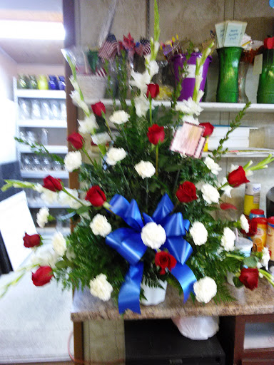 Florist «Carriage House Of Flowers», reviews and photos, 4923 W Broad St, Columbus, OH 43228, USA