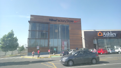 tonto alabanza Geología Nike Outlet Store - Outlet store in Puente Alto, Chile | Top-Rated.Online
