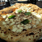 Photo n°3 de l'avis de Giuseppe.a fait le 17/03/2022 à 06:41 sur le  Fortuna Madre à Naples