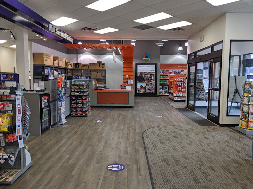 Print Shop «FedEx Office Print & Ship Center», reviews and photos, 3535 Hazelton Rd, Edina, MN 55435, USA