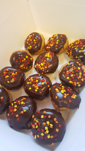 Donut Shop «Downtown Donuts», reviews and photos, 307 W 3rd St, Santa Ana, CA 92701, USA