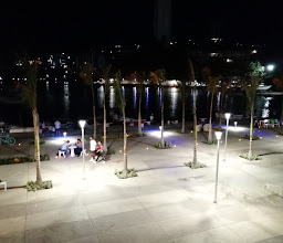 Paseo del Pescador photo