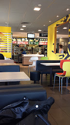 Photo n°58 de McDonald's à Saint-Maixent-l'École ()