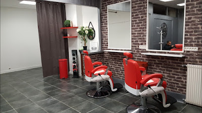 ALMONT BARBER SHOP à Melun