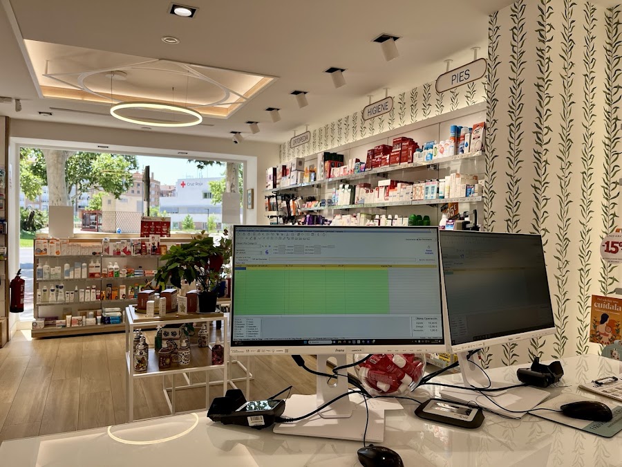 Farmacia Berengena. Farmacia 12 horas. Parafarmacia.