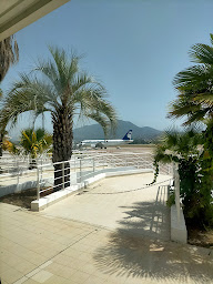 Photo n°12 de Aéroport Ajaccio Napoléon Bonaparte à Ajaccio ()