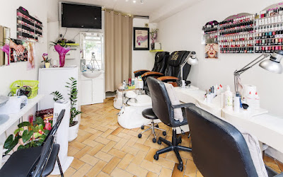 TINA Nails - Paris 14 à Paris