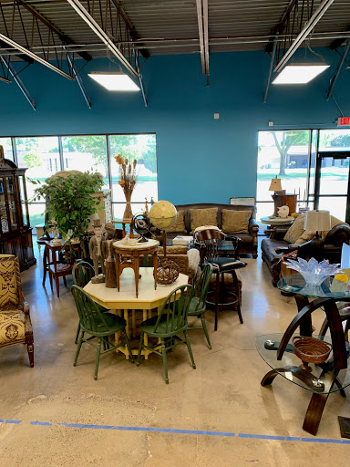 Thrift Store «Empty the Nest», reviews and photos, 8812 7th Ave N, Golden Valley, MN 55427, USA