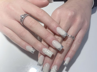 Top Nails & Beauty Salon