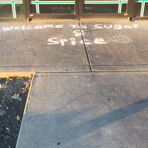 Donut Shop «Sugar & Spice Donut Shop», reviews and photos, 5613 Bardstown Rd, Fern Creek, KY 40291, USA