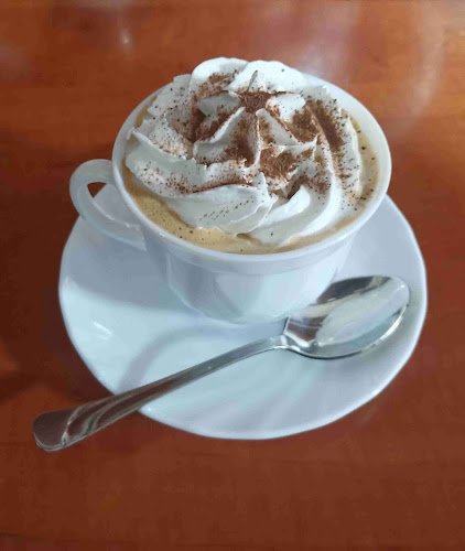 Opinii despre Tölgyfa Presszó, Dohánybolt în Zalaszentgyörgy - Kocsma