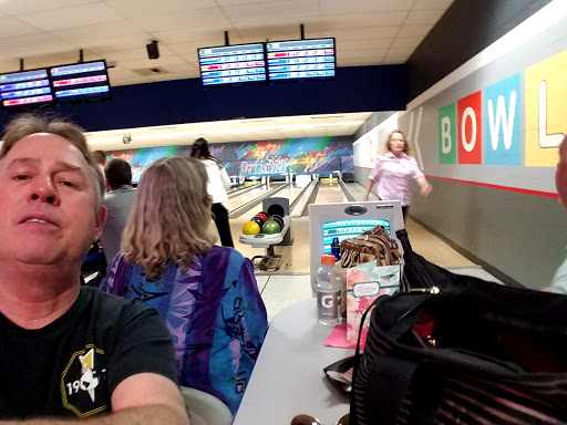 Bowling Alley «Brunswick Zone Wheat Ridge Lanes», reviews and photos, 9751 W 49th Ave, Wheat Ridge, CO 80033, USA