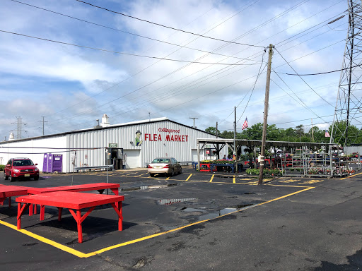 Flea Market «Collingwood Auction & Flea Market», reviews and photos, 1350 NJ-33, Farmingdale, NJ 07727, USA