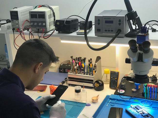 Opinii despre SURTIDORA TECNOLOGÍA LA 33 în Bucaramanga - Tienda de informática