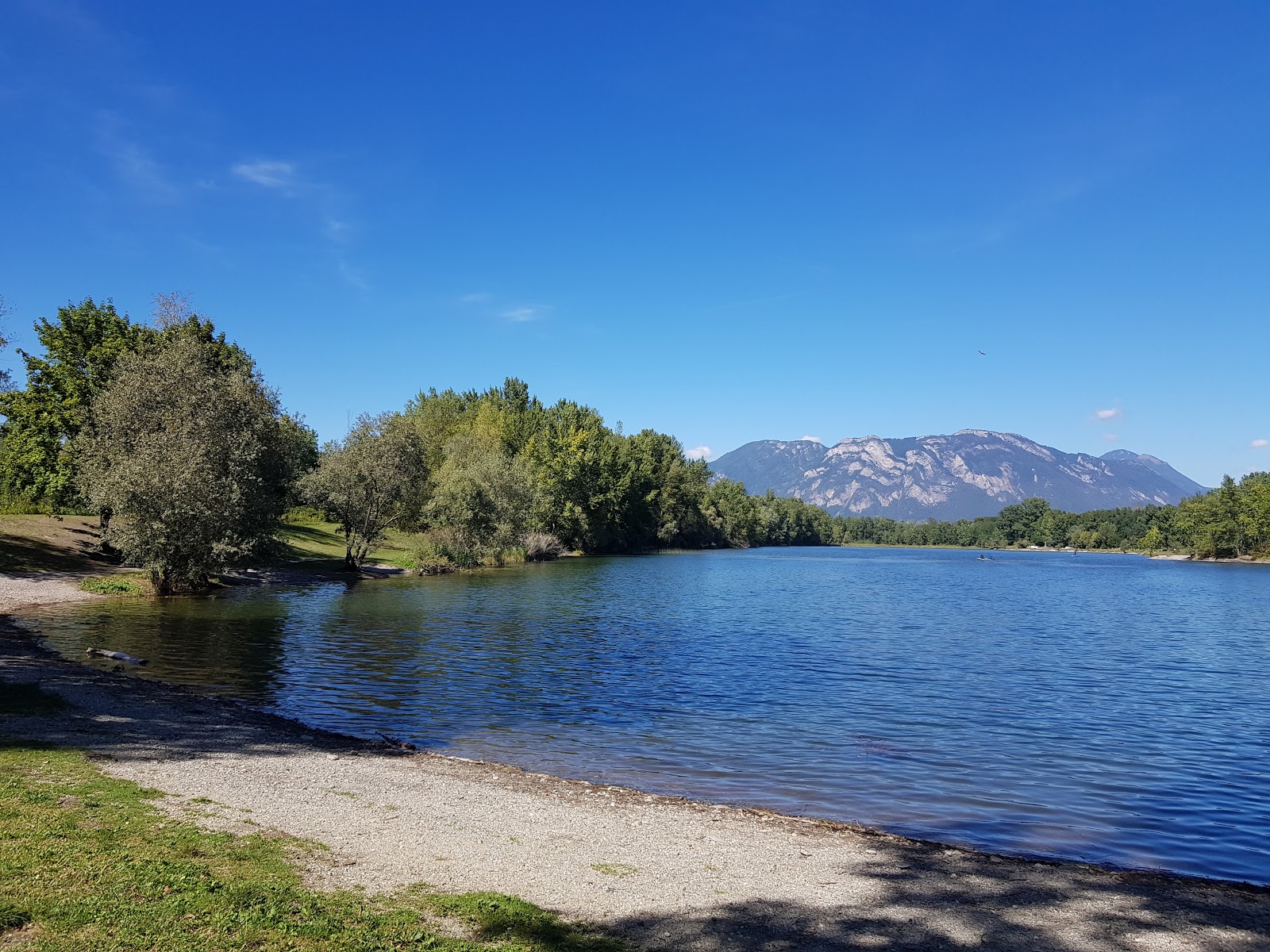 Plage du Plan D'eau Des Lones'in fotoğrafı vahşi alan