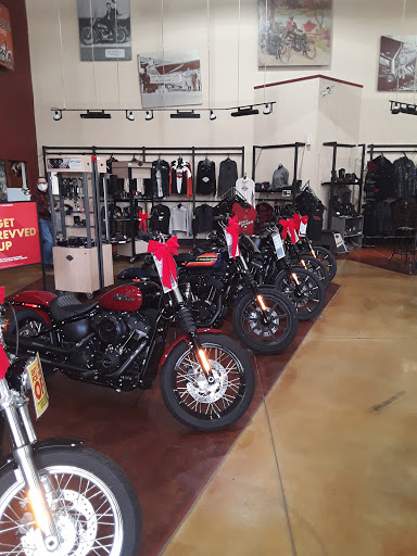 Harley-Davidson Dealer «Surdyke Harley-Davidson», reviews and photos, 2435 US-67, Festus, MO 63028, USA