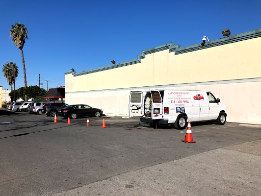 Hernandez Car Wash en Huntington Beach